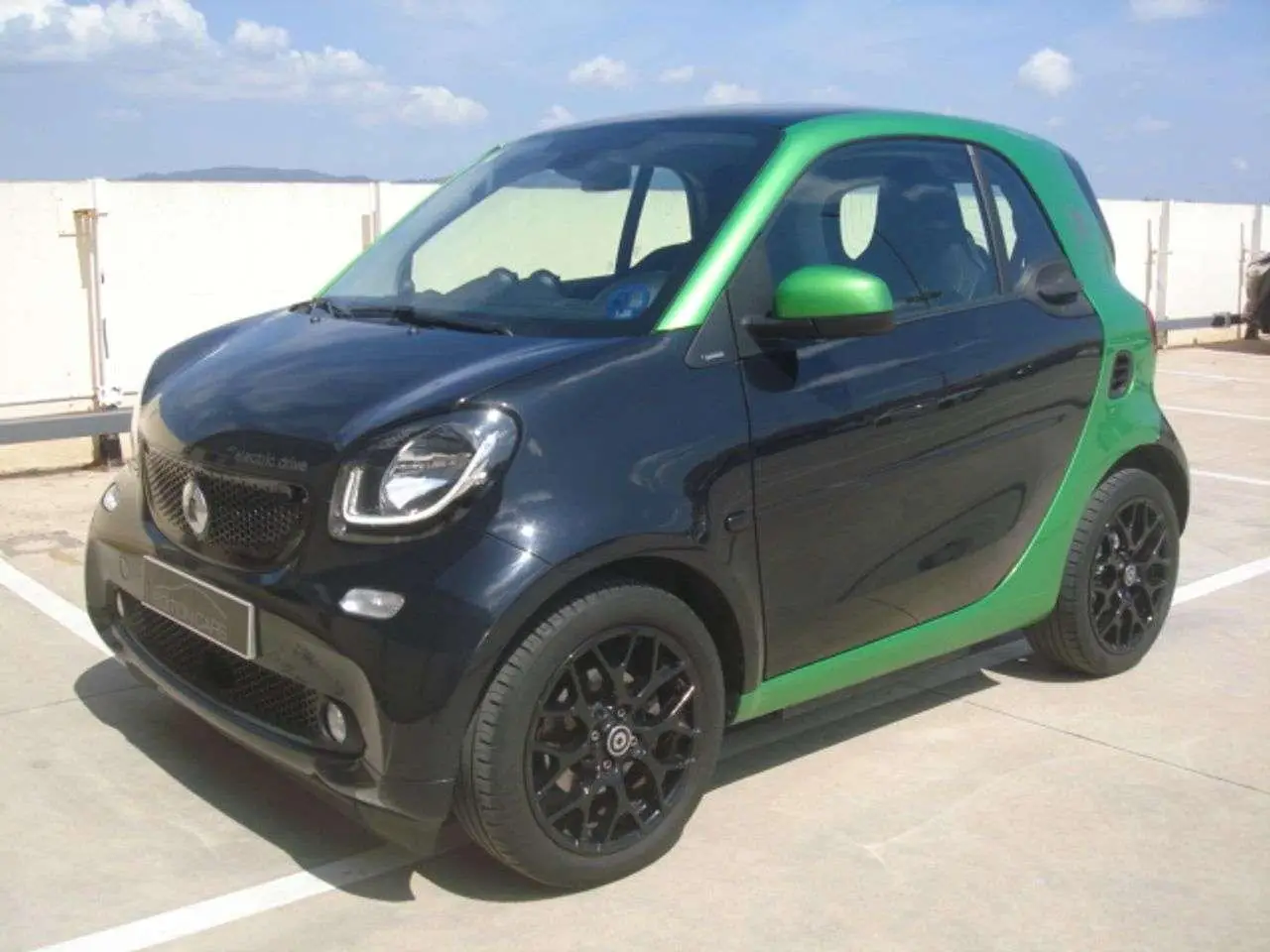 Photo 1 : Smart Fortwo 2017 Électrique