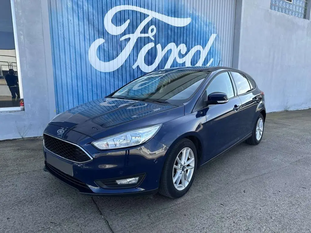 Photo 1 : Ford Focus 2018 Petrol