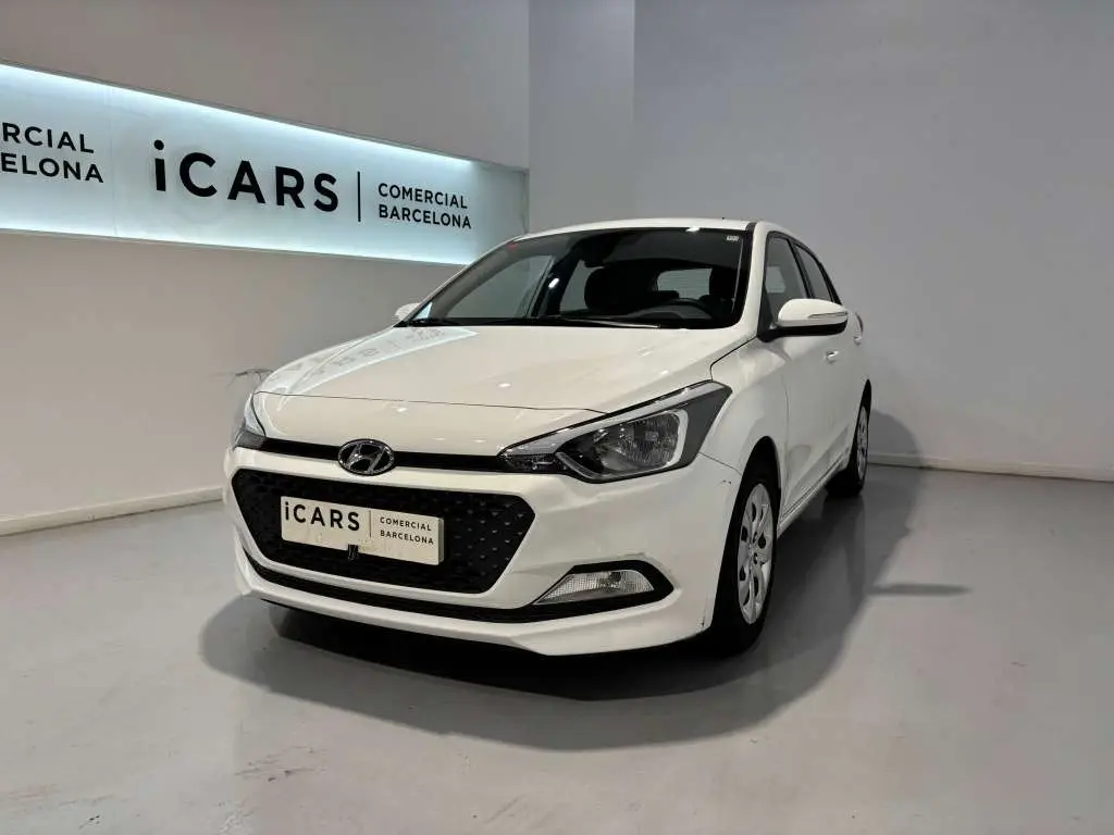 Photo 1 : Hyundai I20 2016 Petrol