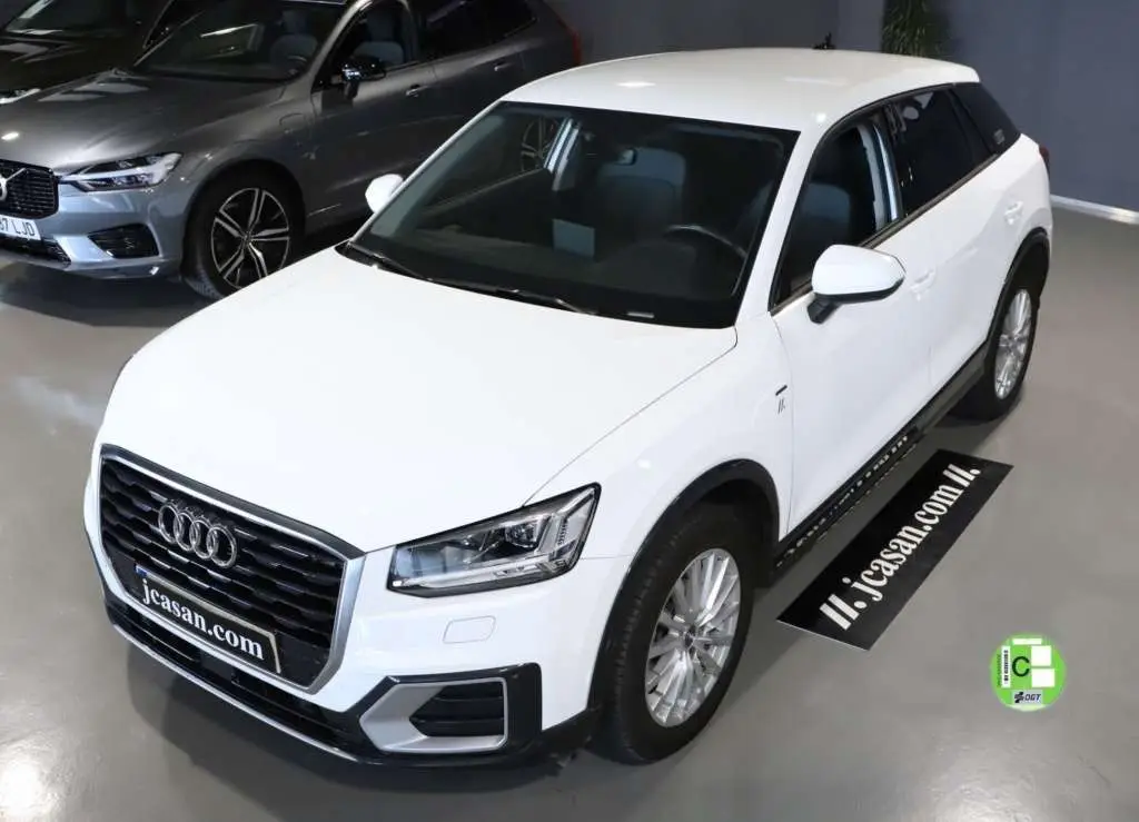 Photo 1 : Audi Q2 2019 Essence