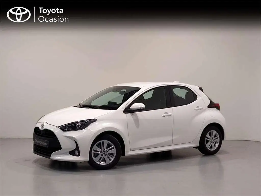 Photo 1 : Toyota Yaris 2022 Petrol