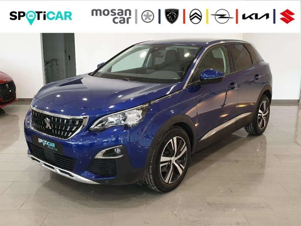 Photo 1 : Peugeot 3008 2020 Petrol