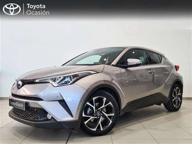 Photo 1 : Toyota C-hr 2019 Hybride