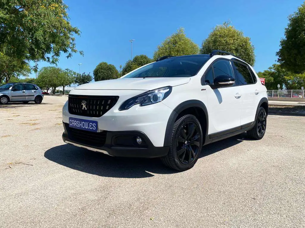 Photo 1 : Peugeot 2008 2016 Petrol