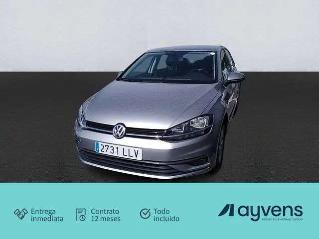 Photo 1 : Volkswagen Golf 2020 Petrol