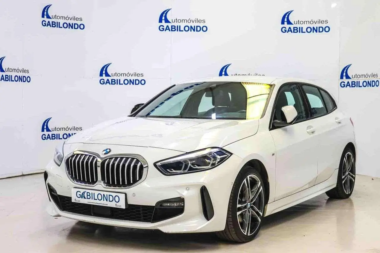 Photo 1 : Bmw Serie 1 2019 Petrol