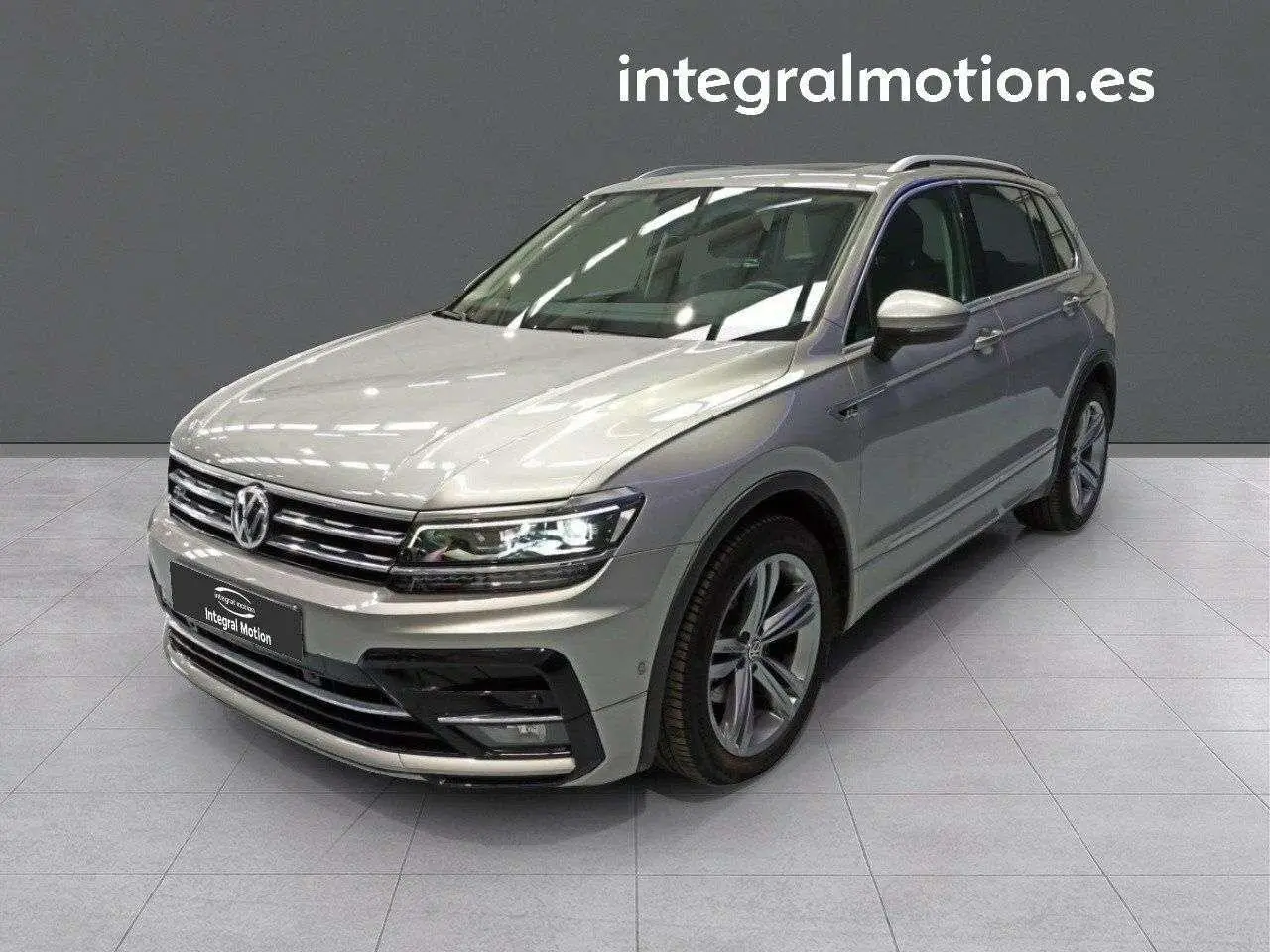 Photo 1 : Volkswagen Tiguan 2019 Diesel