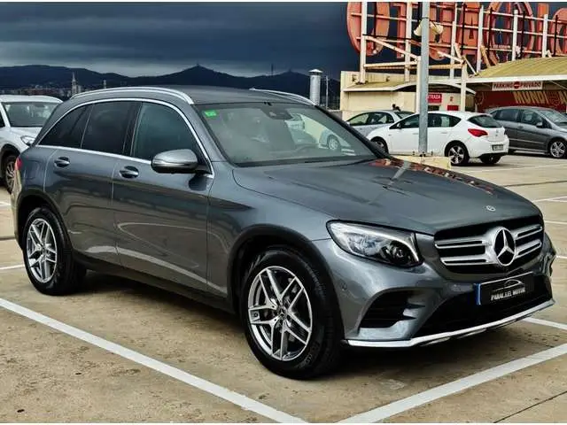 Photo 1 : Mercedes-benz Classe Glc 2017 Petrol