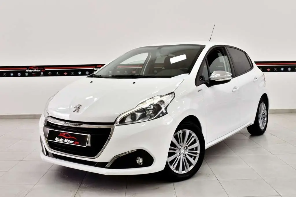 Photo 1 : Peugeot 208 2018 Diesel