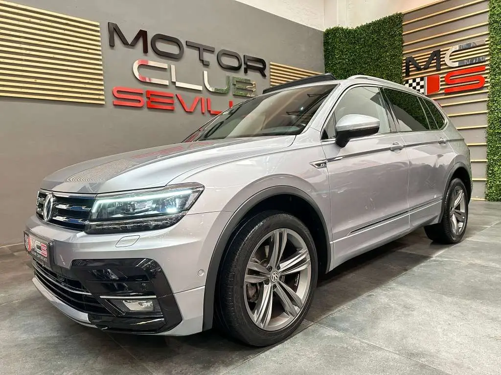 Photo 1 : Volkswagen Tiguan 2020 Diesel