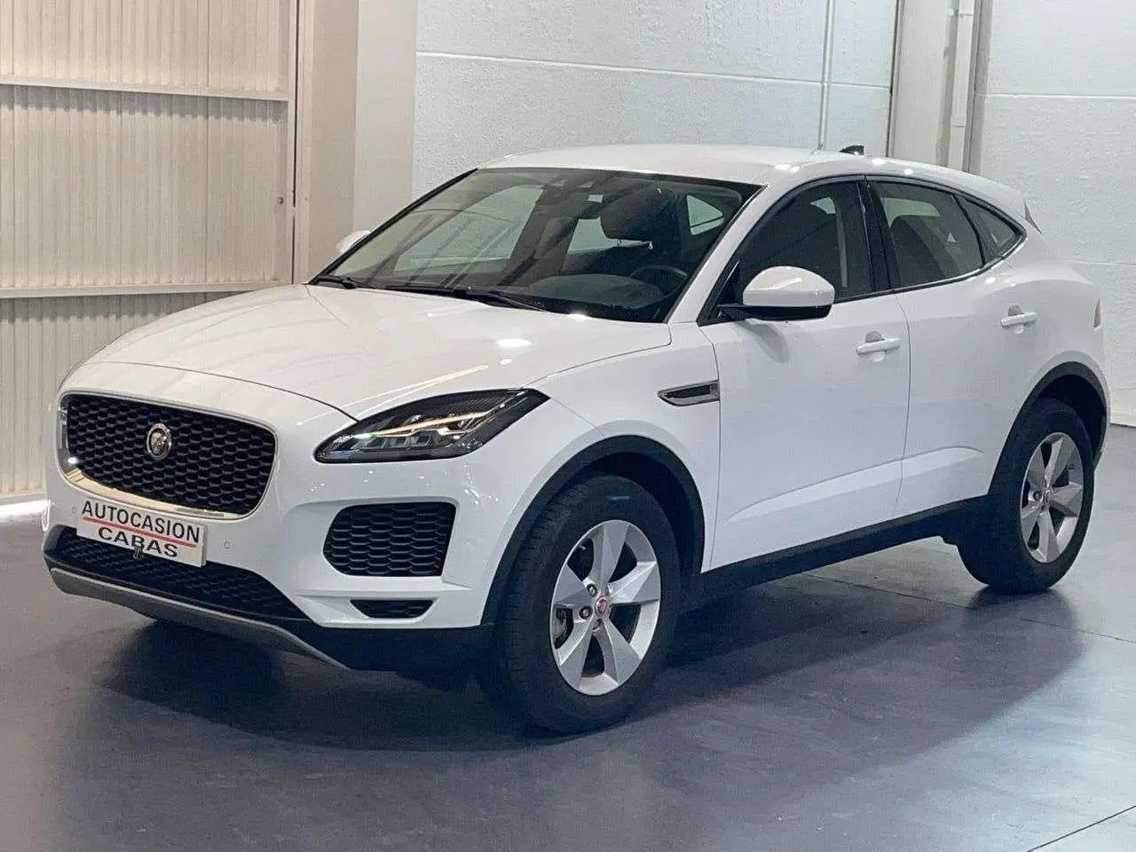 Photo 1 : Jaguar E-pace 2020 Diesel