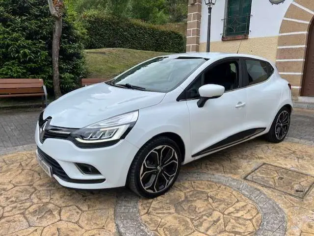 Photo 1 : Renault Clio 2019 Petrol