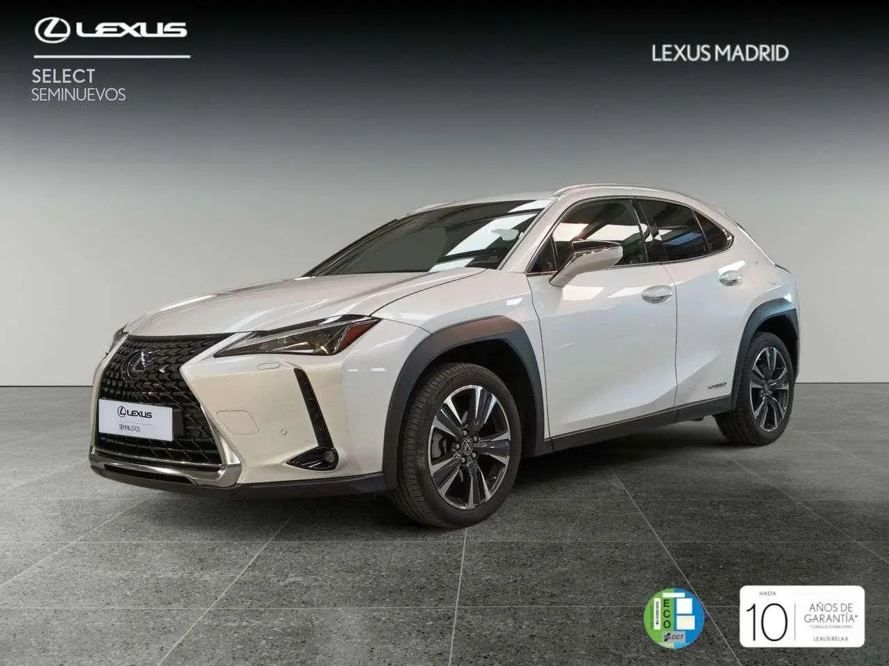 Photo 1 : Lexus Ux 2020 Hybride