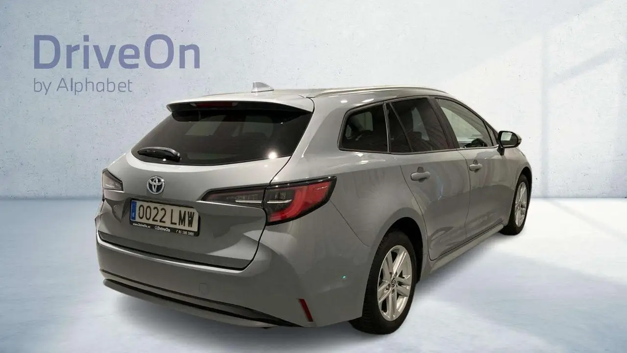 Photo 1 : Toyota Corolla 2021 Hybrid