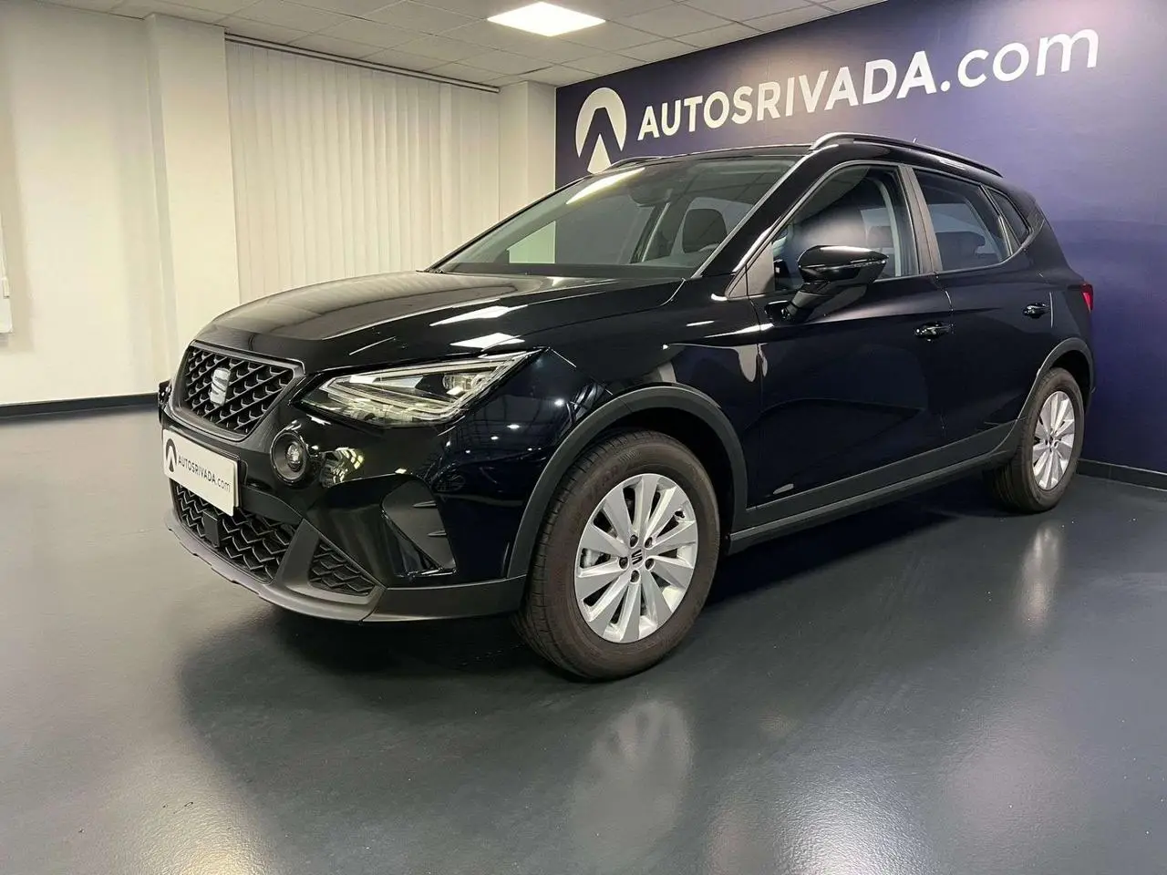 Photo 1 : Seat Arona 2024 Essence