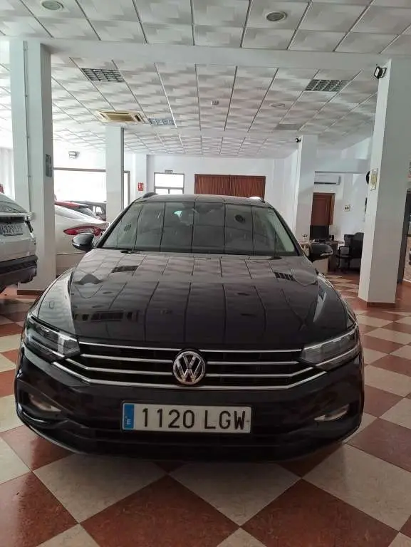 Photo 1 : Volkswagen Passat 2020 Diesel