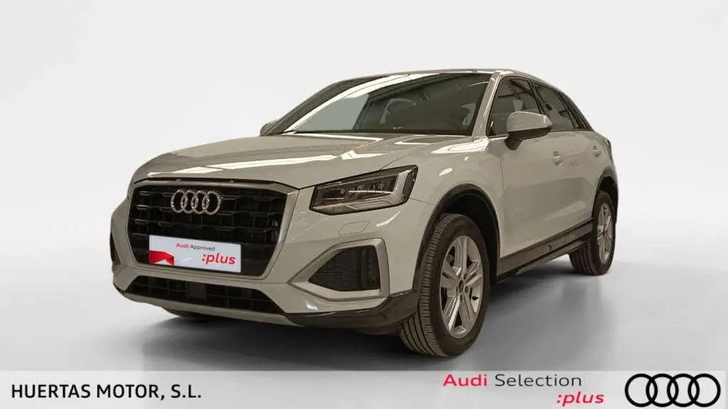 Photo 1 : Audi Q2 2023 Petrol