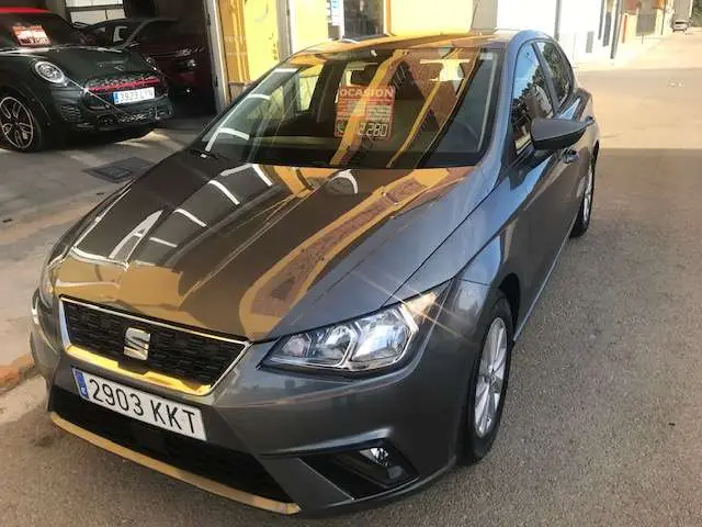 Photo 1 : Seat Ibiza 2018 Petrol