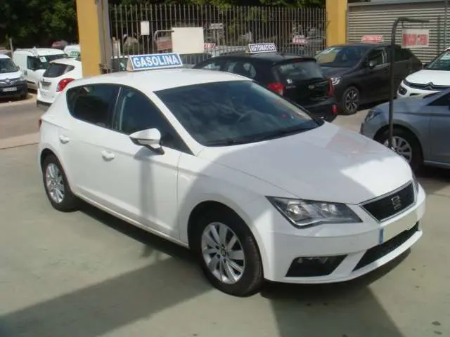 Photo 1 : Seat Leon 2019 Essence