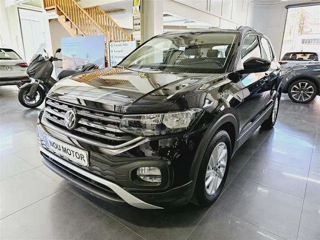 Photo 1 : Volkswagen T-cross 2021 Essence