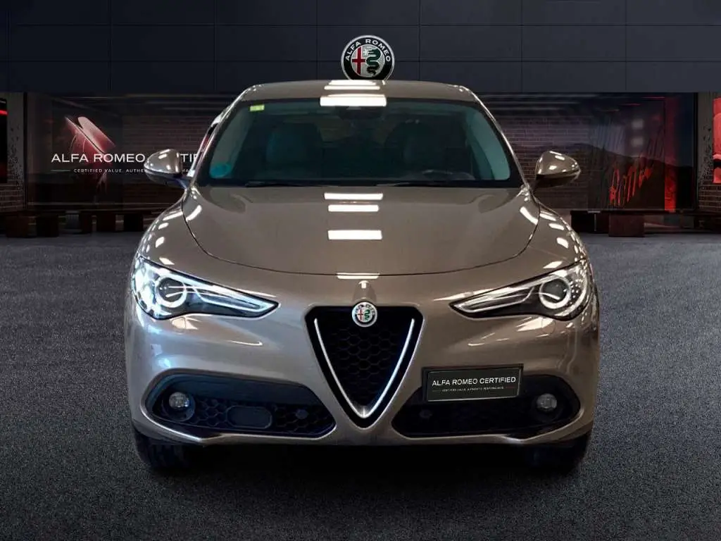 Photo 1 : Alfa Romeo Stelvio 2018 Diesel