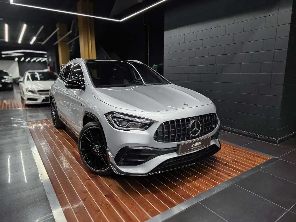 Photo 1 : Mercedes-benz Classe Gla 2020 Petrol