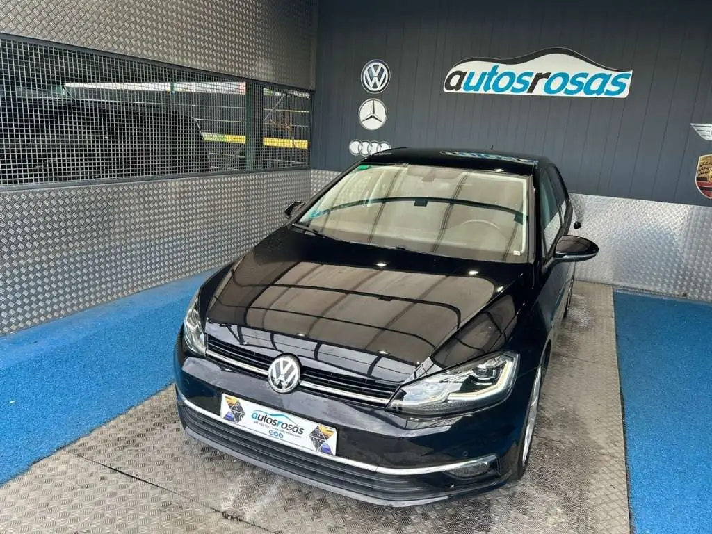 Photo 1 : Volkswagen Golf 2019 Diesel