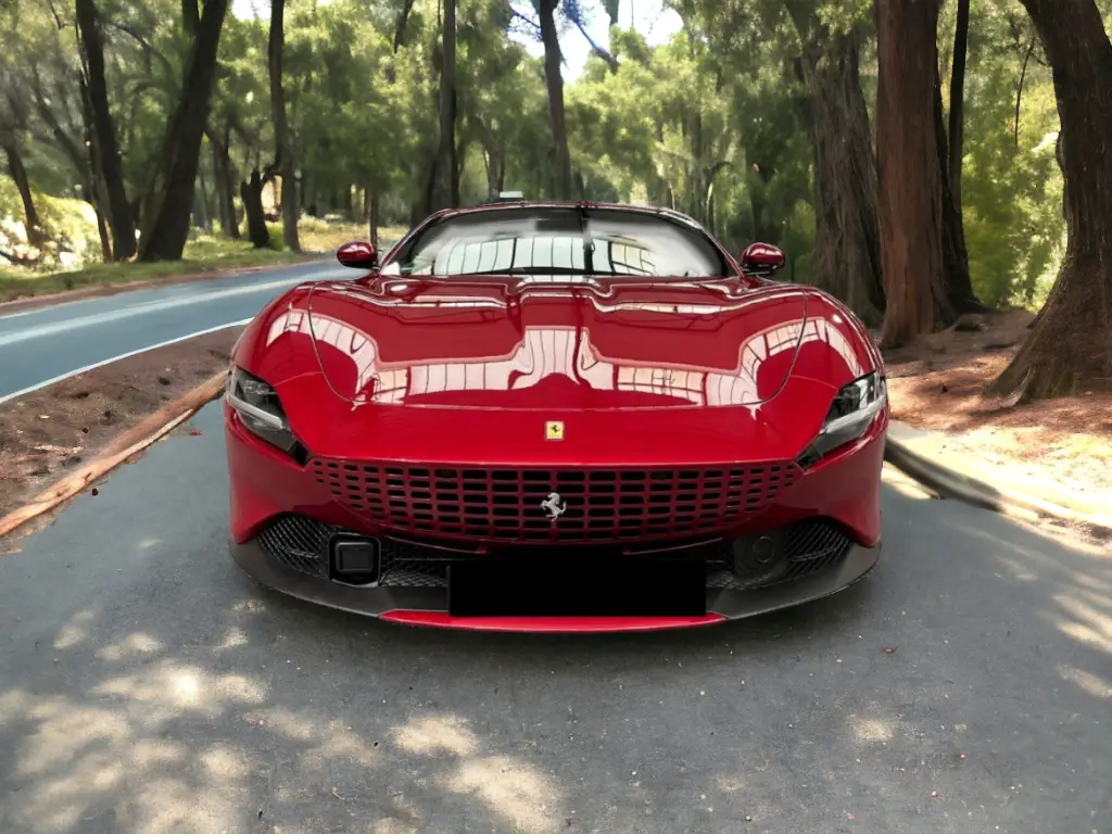 Photo 1 : Ferrari Roma 2024 Petrol