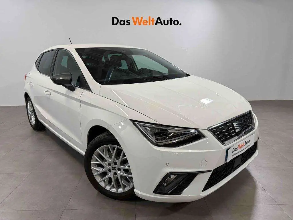 Photo 1 : Seat Ibiza 2024 Petrol