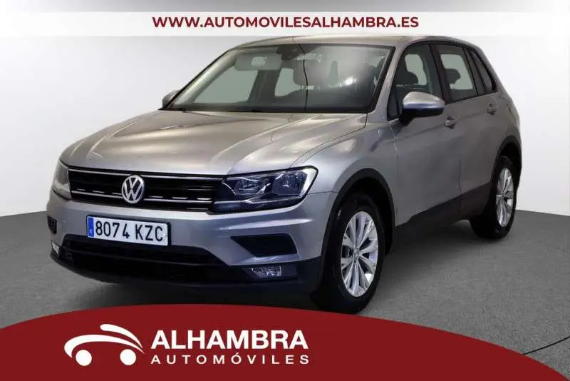 Photo 1 : Volkswagen Tiguan 2019 Diesel