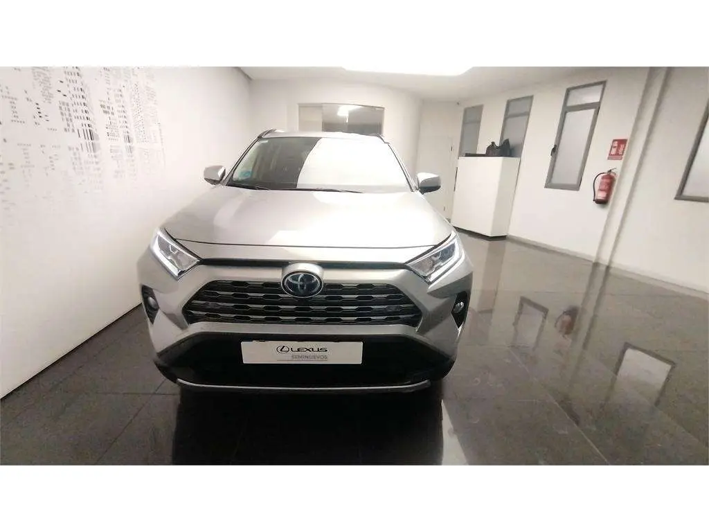 Photo 1 : Toyota Rav4 2019 Électrique