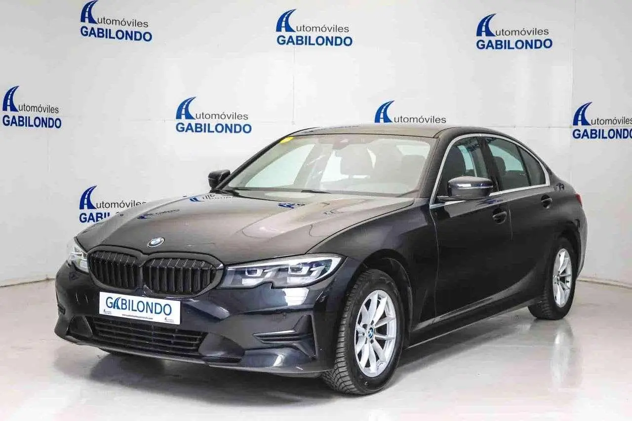 Photo 1 : Bmw Serie 3 2019 Petrol