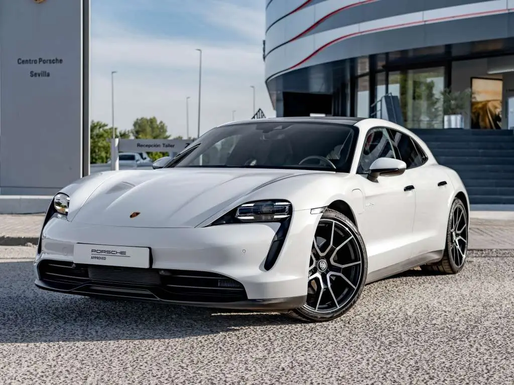 Photo 1 : Porsche Taycan 2022 Électrique