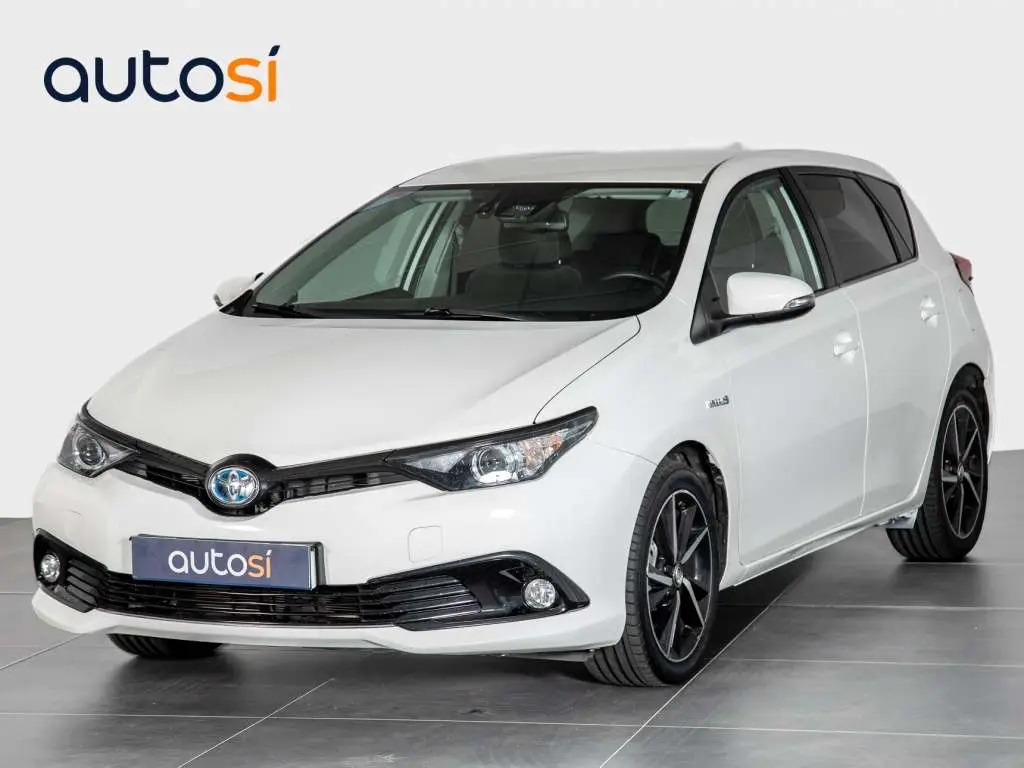 Photo 1 : Toyota Auris 2018 Essence