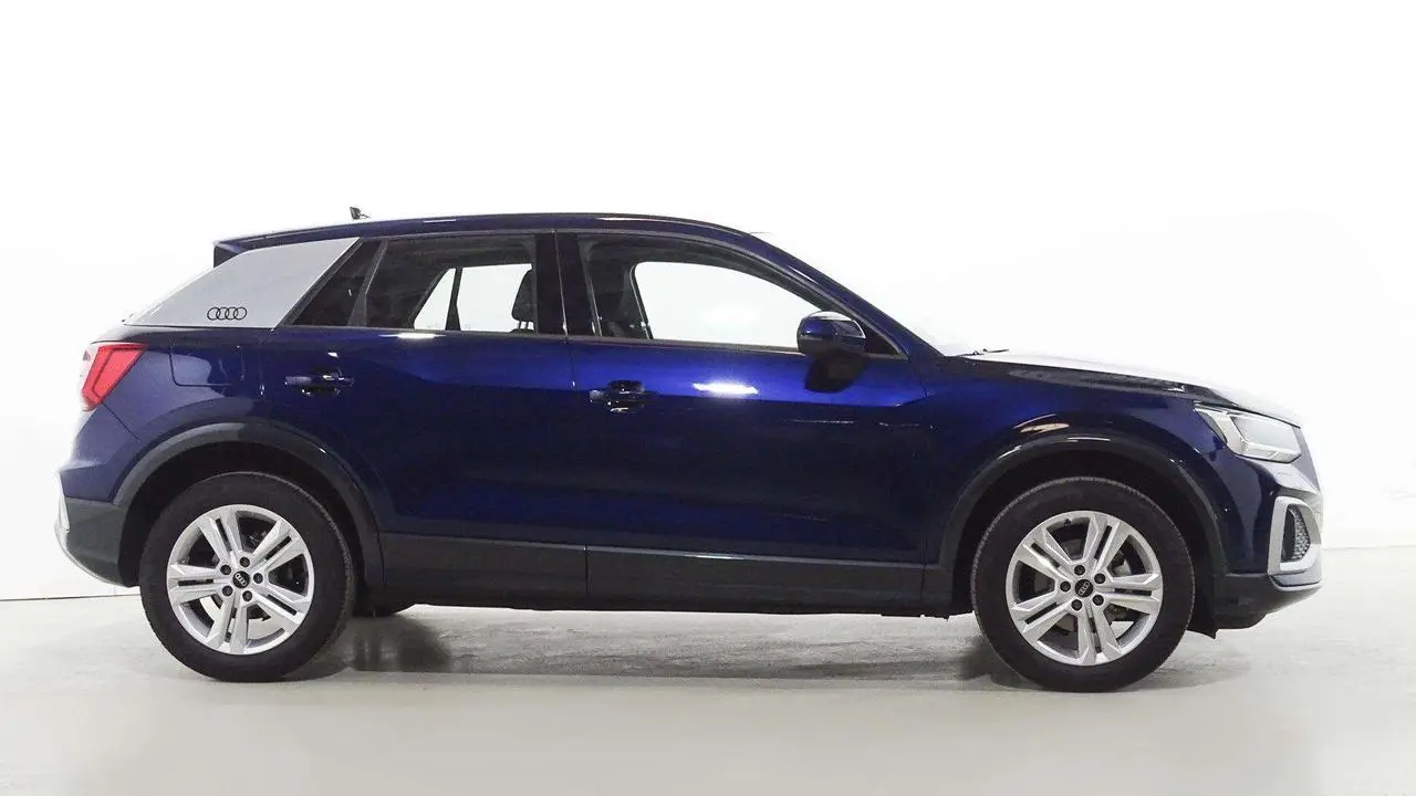 Photo 1 : Audi Q2 2021 Petrol