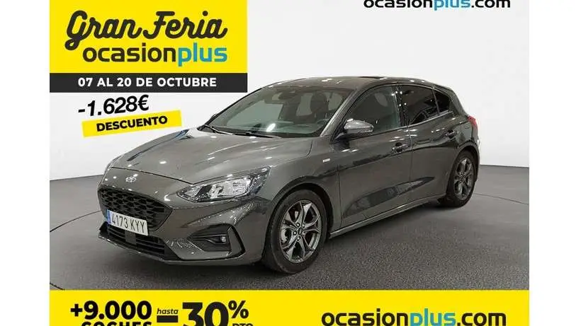 Photo 1 : Ford Focus 2019 Petrol