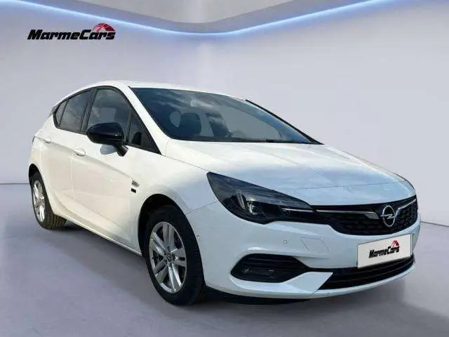 Photo 1 : Opel Astra 2018 Diesel