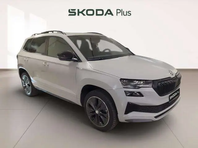 Photo 1 : Skoda Karoq 2024 Essence