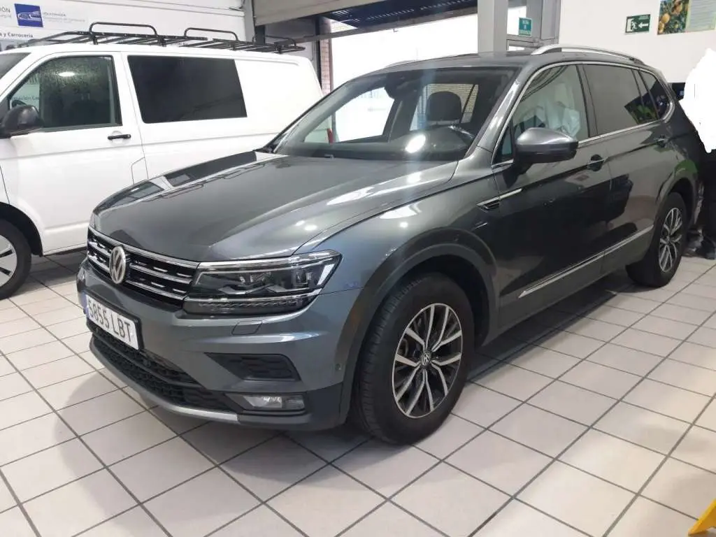 Photo 1 : Volkswagen Tiguan 2019 Diesel