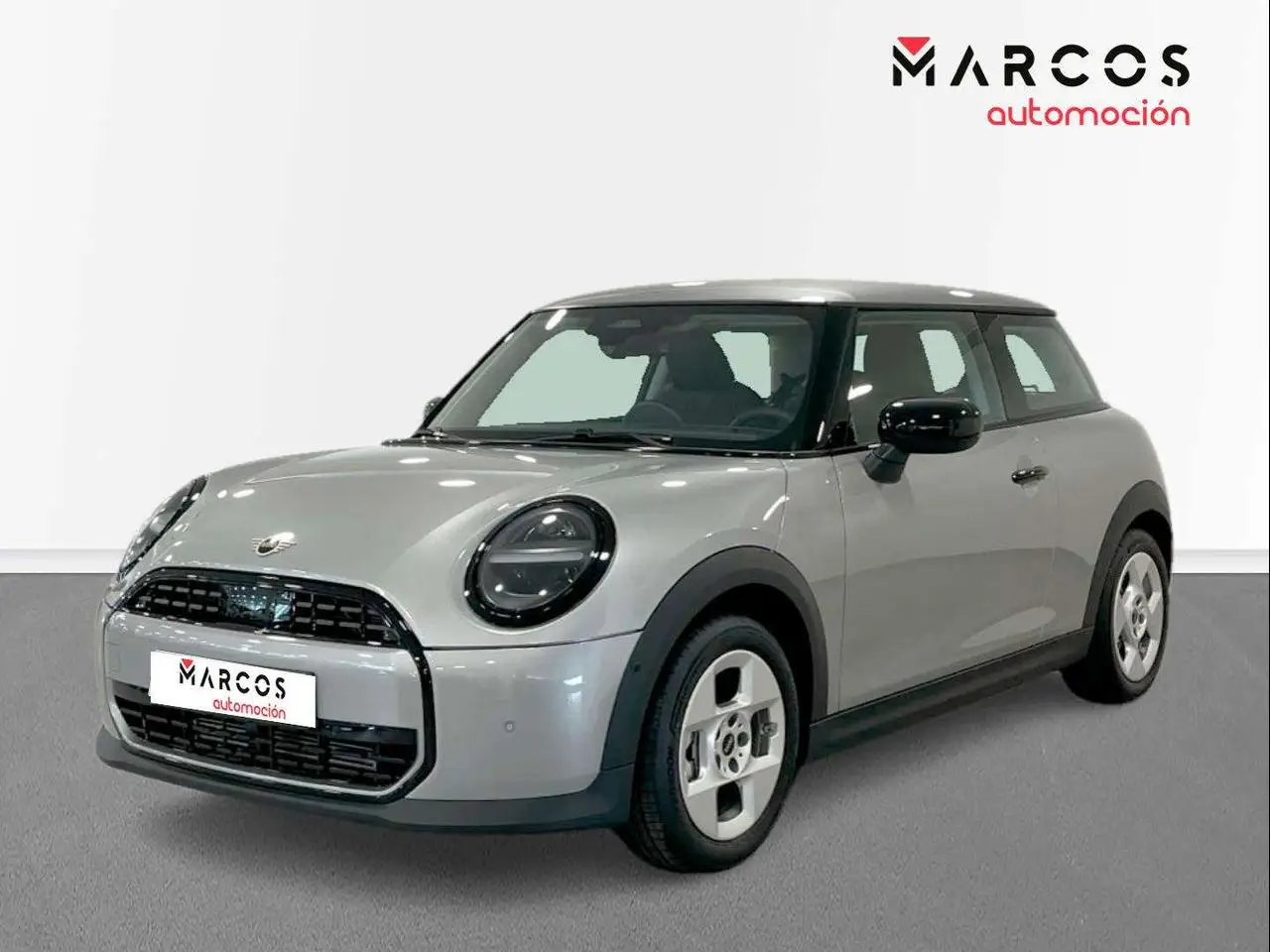 Photo 1 : Mini Cooper 2024 Petrol