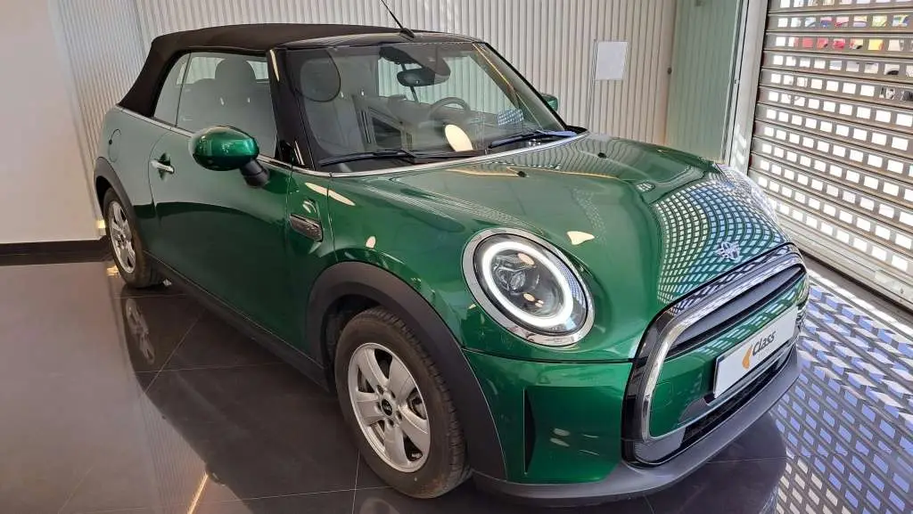 Photo 1 : Mini Cooper 2024 Essence