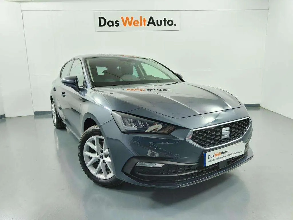 Photo 1 : Seat Leon 2024 Petrol