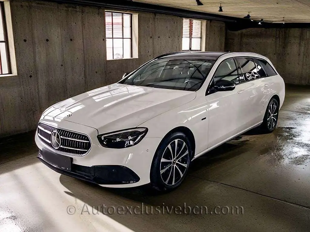 Photo 1 : Mercedes-benz Classe E 2021 Hybride