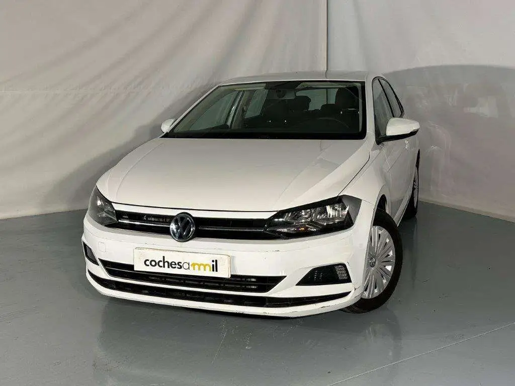 Photo 1 : Volkswagen Polo 2018 Petrol