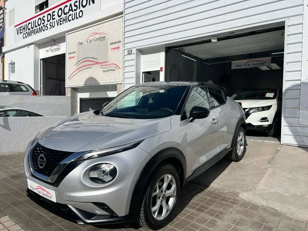 Photo 1 : Nissan Juke 2020 Petrol