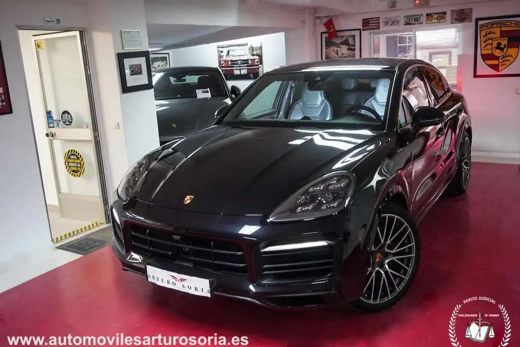 Photo 1 : Porsche Cayenne 2021 Hybrid