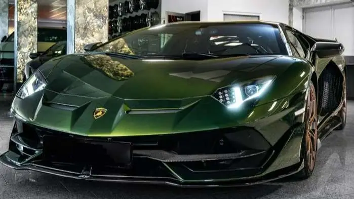 Photo 1 : Lamborghini Aventador 2021 Essence