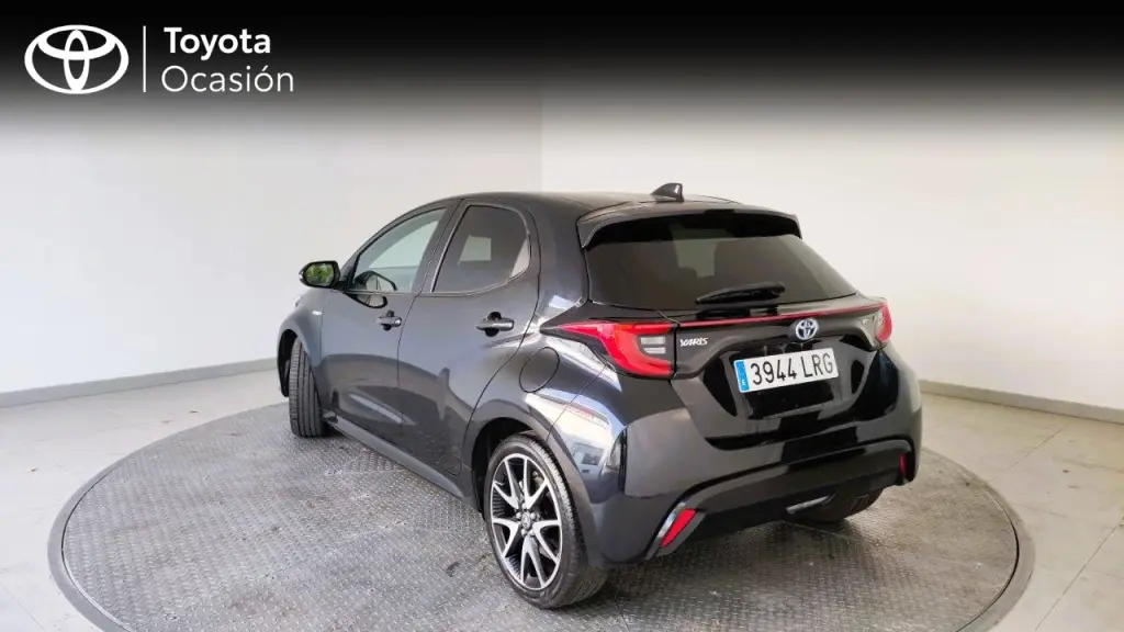 Photo 1 : Toyota Yaris 2021 Others