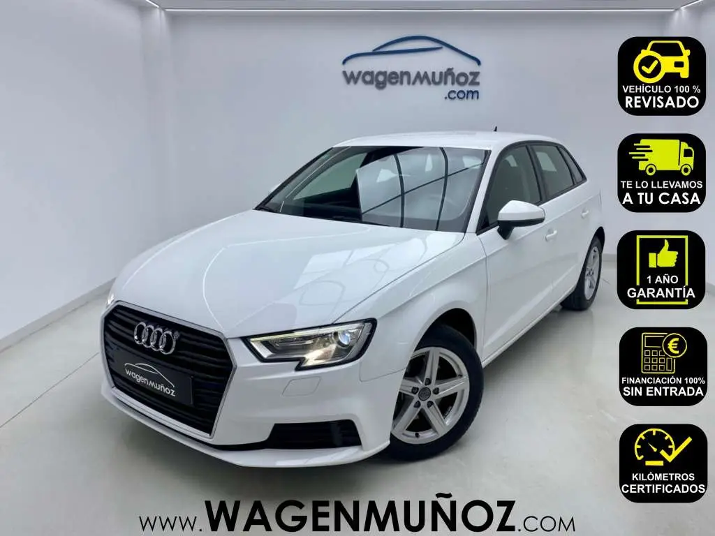 Photo 1 : Audi A3 2019 Petrol