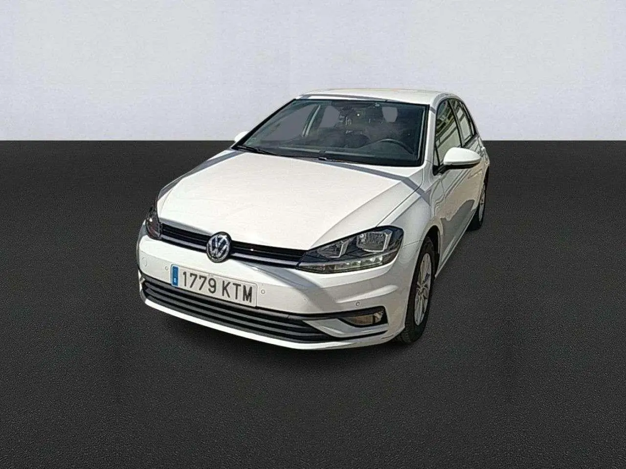 Photo 1 : Volkswagen Golf 2019 Petrol